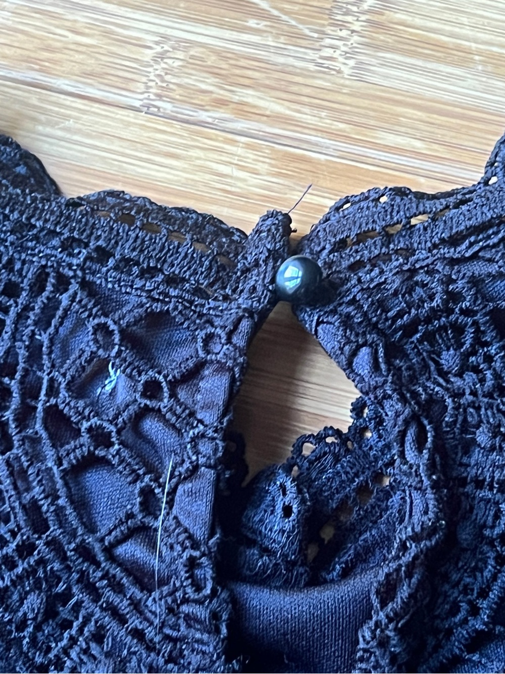 Ultra Pink Black Guipure Lace Bell Sleeve Top Boho Goth XL - Picture 5 of 11